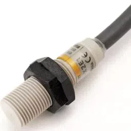 Omron Resin Case Type Proximity Sensor E2F 39047163 - Made In Japan-picture-12