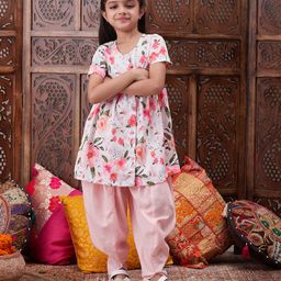 Pspeaches Cotton Half Sleeves Floral Printed Dhoti Kurta Set - Peach-image-97