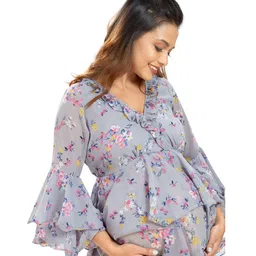 Mom for sure by Ketki Dalal Full Sleeves Flowers Printed & Frill Detailed Maternity Top With Concealed Zipper Nursing Access - Grey-picture-9