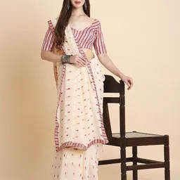 RATAN Checked Embellished Saree-7