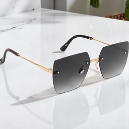 REDEX Women Green Lens & Gold-Toned Square Sunglasses with-17