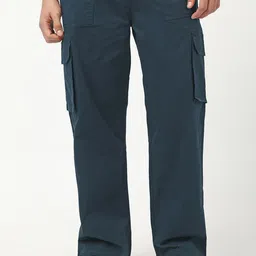 Bewakoof Men Navy Blue Straight Fit Cargo Pants-image-64