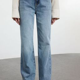 Trendyol Women Regular Fit Light Fade High-Rise Jeans-picture-36