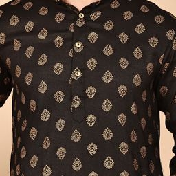 Anouk Rustic Ethnic Motifs Printed Mandarin Collar Sequinned Kurta With Pyjamas image 4