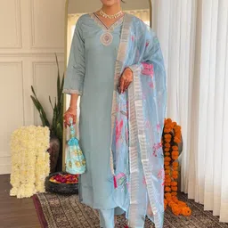 Moda Rapido Women Floral Embroidered Kurta with Trousers & Dupatta-image-2