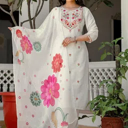 SANISA Floral Embroidered Round Neck Sequinned Straight Kurta With Trousers & Dupatta-picture-19
