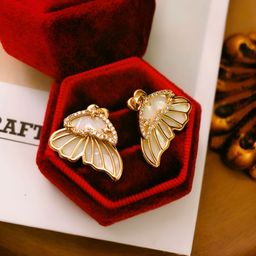 COOLWOOL Korean Gold-Plated Artificial Stones Studded Butterfly Shaped Studs-21