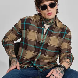Snitch Men Relaxed Opaque Checked Casual Shirt-image-77