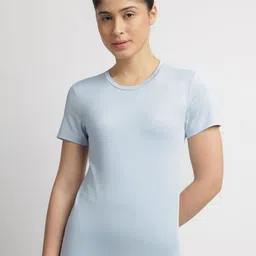 Reebok Women Solid Round Neck T-shirt-image-17