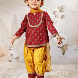 Vastramay Girls Red Cotton Regular Fit Floral Print Suit Set-picture-19