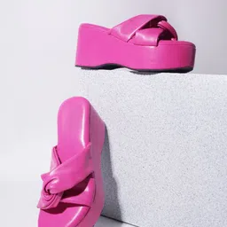 Try Me Women Solid Wedge Sandals-image-45
