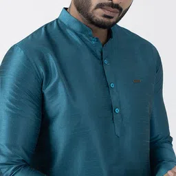 DEVOILER Men Regular Dupion Silk Kurta with Pyjamas image 5
