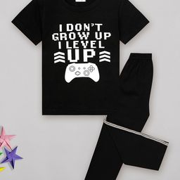 Sheer Love Cotton Jersey Knit Half Sleeves Text & Game Controller Printed Tee With Pajama - Black-image-7