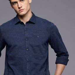 Louis Philippe Jeans Pure Cotton Textured Slim Fit Chambray Casual Shirt-image-98