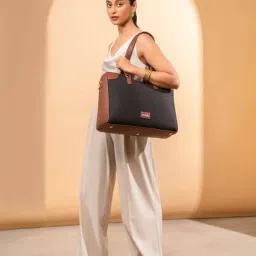 ZOUK Jet Black Solid Tote Handbag-image-4
