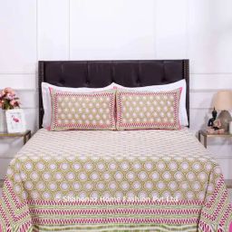 Shahenaz Pink 120 TC Cotton Alice Luxury Double Bedsheet with 2 Pillow Covers-image-58