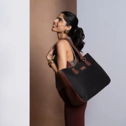 ZOUK Jet Black Solid Tote Handbag-image-23