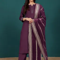 Varanga Women Regular Kurta with Trousers & With Dupatta-19