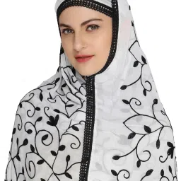 Dupatta Bazaar White Dupatta image 3