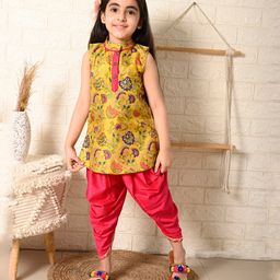 Kinder Kids Sleeveless Floral Printed & Gota Lace Detailed Kurta Dhoti Set - Yellow & Pink-image-89