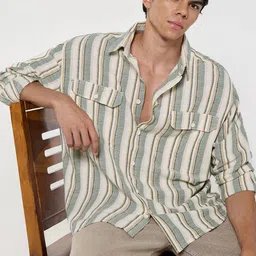 Bewakoof Men Oversized Fit Vertical Striped Spread Collar Pure Cotton Casual Shirt-picture-41
