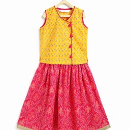 Campana 100% Cotton Woven Sleeveless Floral Motifs & Bandhani Designed Lehenga Choli Set - Magenta & Yellow-picture-6