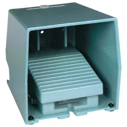 SCHNEIDER ELECTRIC Foot Operated Switches FOOT SWITCH, DPST-NO/NC, 3A, 240V, XPEM311-41