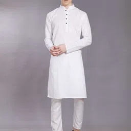 DIVISIVE Men Thread Work Kurta-image-17