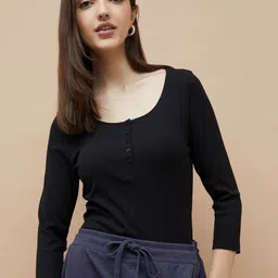 Fame Forever by Lifestyle Scoop Neck Regular Fit T-shirt-picture-15