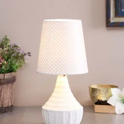 Tayhaa White Ceramic Table Lamp with Shade - Set of 1-14