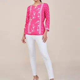 Global Desi Print Slit Sleeve Top-image-32