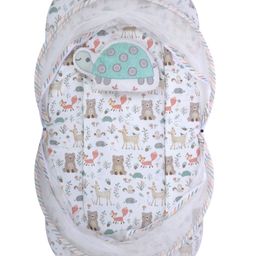 Abracadabra Gadda Set with Mosquito Net & Shaped Pillow Bambi & Friends Theme - Multicolour image 3