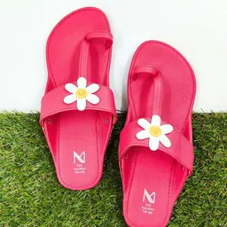 THE MADRAS TRUNK Women Embellished One Toe Flats-image-63