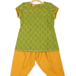 Fabindia Kids Green & Yellow Floral Print Kurta with Salwar-picture-17