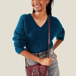 Accessorize London Burgundy Solid Small Sling Handbag-image-54