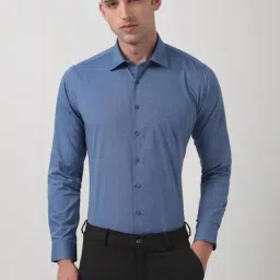 Van Heusen Blue Cotton Slim Fit Shirt-picture-39