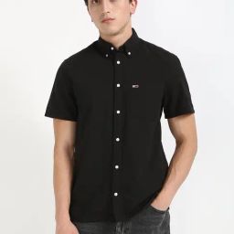 TOMMY HILFIGER Black Cotton Regular fit Solid Shirt-image-41