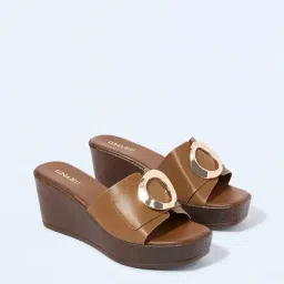 LUNA BLU by Westside Brown Hardware-Detailed Wedge Sandals-picture-2