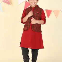Fabindia Boys Printed Thread Work Kurta-57