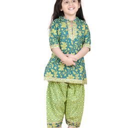 Adiva Three Fourth Sleeves Floral Printed Kurta & Salwar Set - Green-image-95
