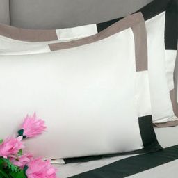 Triani White & Black 400 TC Bedsheet with 2 Pillow Covers-image-126