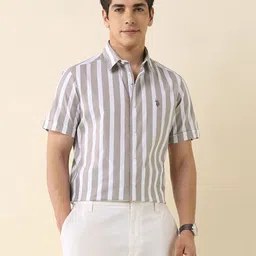 U.S. Polo Assn. Men Classic Tailored Fit Vertical Striped Cotton Casual Shirt-picture-35