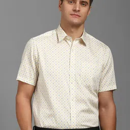 Louis Philippe Men Regular Fit Spread Collar Floral Printed Cotton Formal Shirt-picture-32