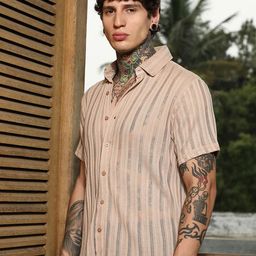 Campus Sutra Striped Spread Collar Short Sleeves Cotton Shirt-picture-20