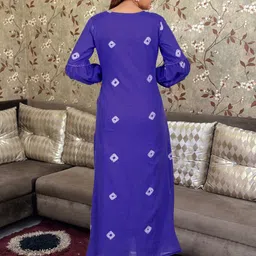 DIVASTRI Bandhani Printed Thread Work Pleated A-Line Kurta with Trousers image 4