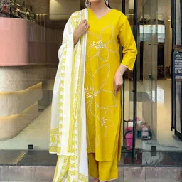 Navlik Floral Embroidered V-Neck Thread Work Straight Kurta With Trousers And Dupatta-image-81