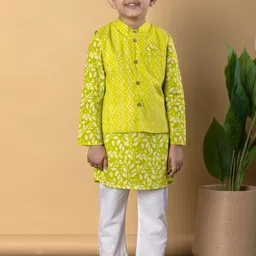 Readiprint Fashions Boys Floral Printed Pure Cotton Kurta With Pyjamas & Nehru Jacket-15