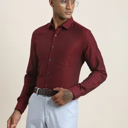 Turtle Men Standard Slim Fit Solid Spread Collar Cotton Formal Shirt-image-49