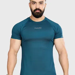 FUAARK Men Solid Round Neck Slim Fit T-shirt-image-25