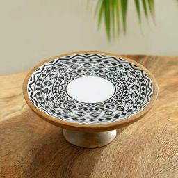 ExclusiveLane 'Bohemian' Multicolor Mango Wood Pizza/Cake Stand-16